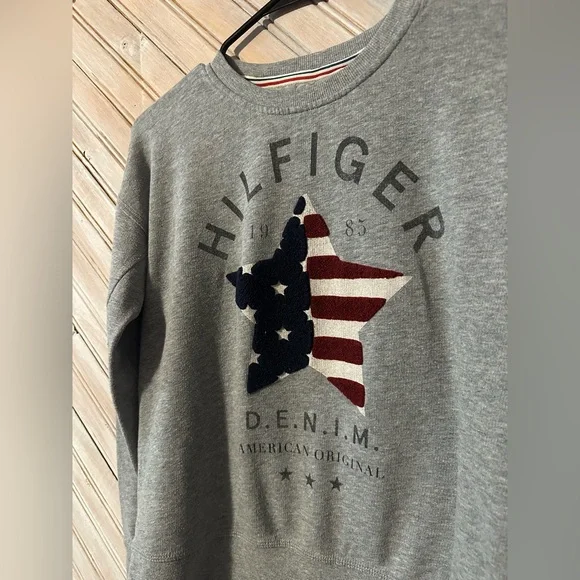 Tommy Hilfiger American Flag Gray Star Crew Neck Sweater Sherpa Embroidered - Picture 4 of 8